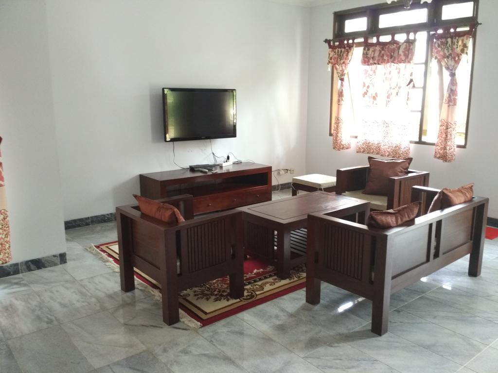 Villa Sabrina Bumi Ciherang Panjaweujan 외부 사진